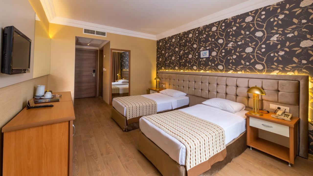 Letoile Beach Hotel イチュメレール エクステリア 写真